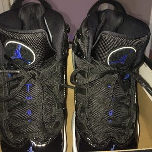 Nike Jordan 6 rings woman’s shoe